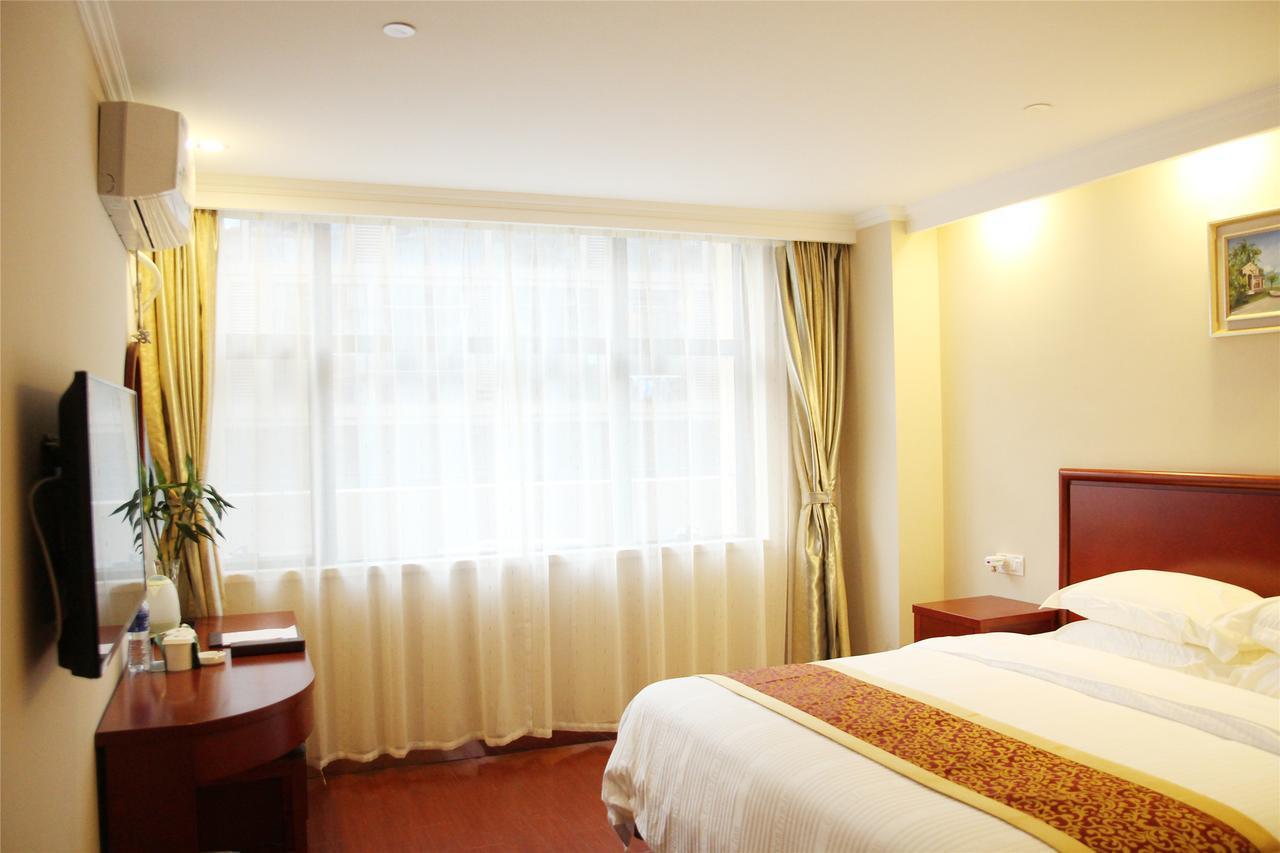 Greentree Songjiang Xinqiao Jiuxin Road Express 3* Shanghai