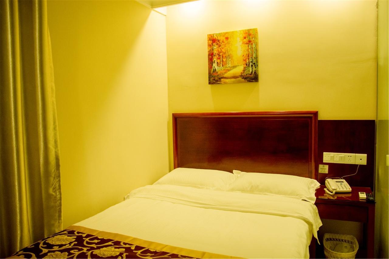 Greentree Songjiang Xinqiao Jiuxin Road Express 3* Shanghai